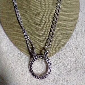 Silvertone dark crystals circle ⭕ chain necklace